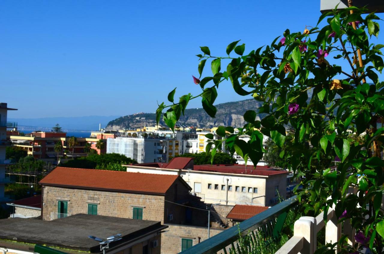 Luiselle Charming Accommodation Sorrento City Center Extérieur photo