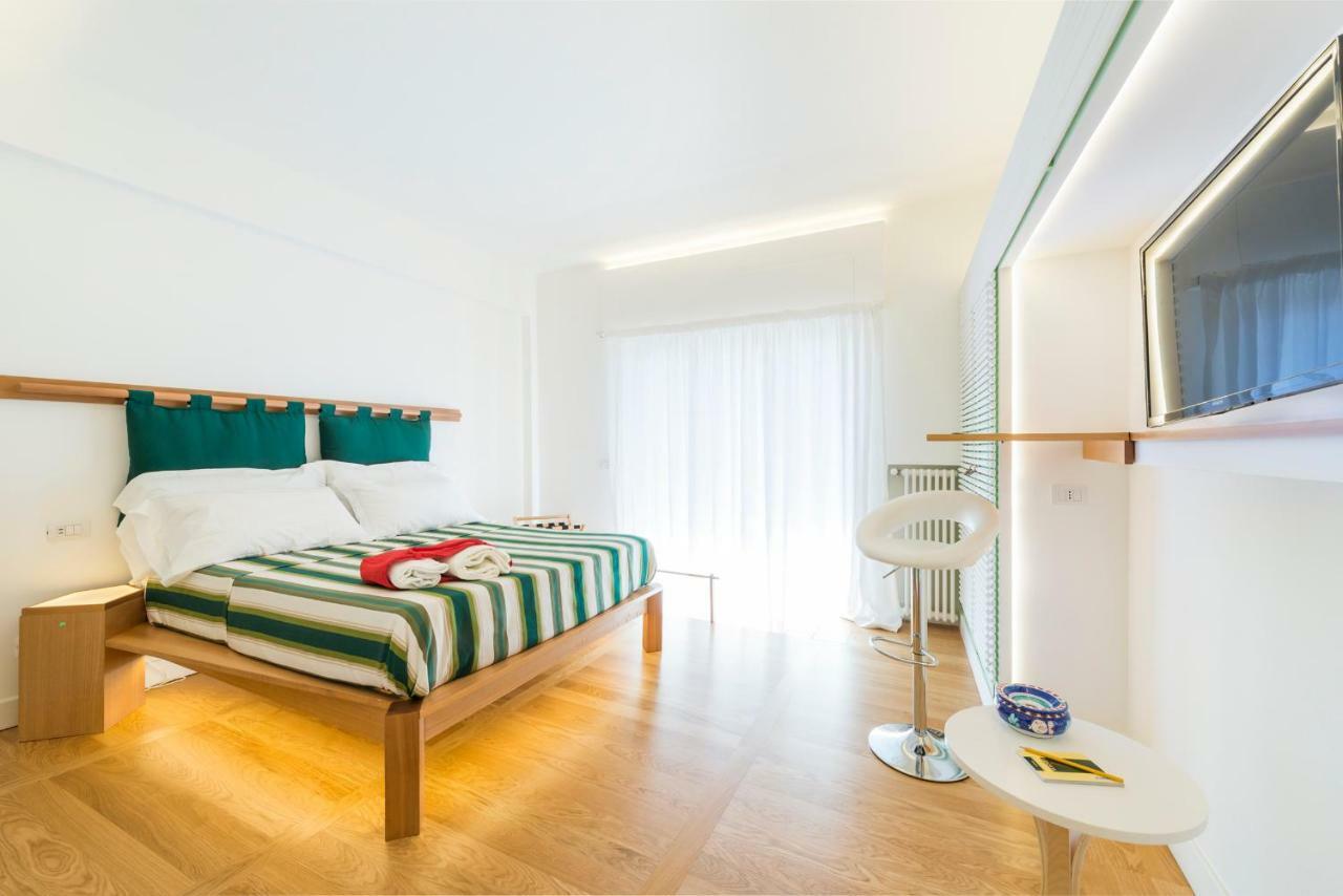 Luiselle Charming Accommodation Sorrento City Center Extérieur photo