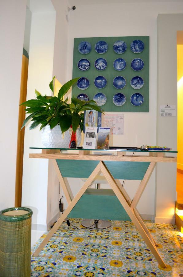 Luiselle Charming Accommodation Sorrento City Center Extérieur photo