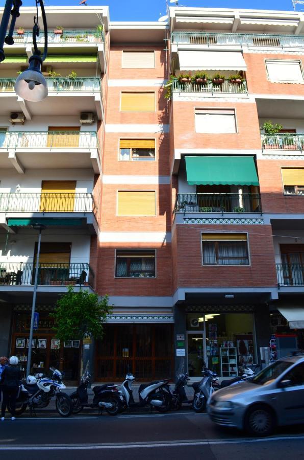 Luiselle Charming Accommodation Sorrento City Center Extérieur photo