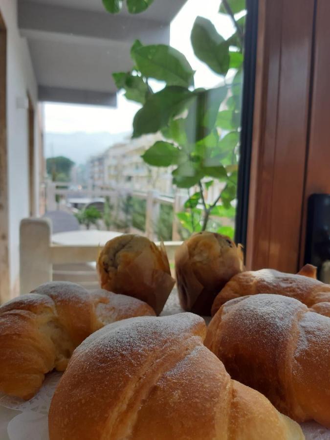 Luiselle Charming Accommodation Sorrento City Center Extérieur photo